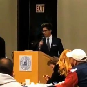 Meet your Posher, Noel